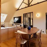 Domaine De L'ormeau - Luxury Estate With Indoor Pool And In Falaise, Normandy - Steps From William The Conqueror's Castle *