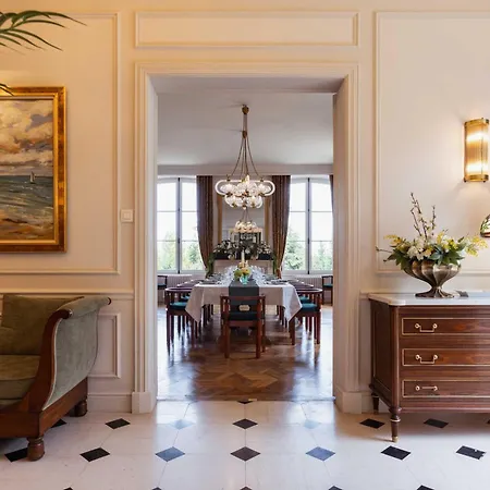 Domaine De L'ormeau - Luxury Estate With Indoor Pool And In Falaise, Normandy - Steps From William The Conqueror's Castle