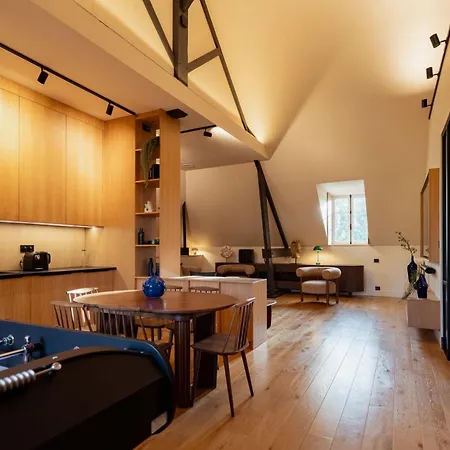 Villa Domaine De L'ormeau - Luxury Estate With Indoor Pool And In Falaise, Normandy - Steps From William The Conqueror's Castle *