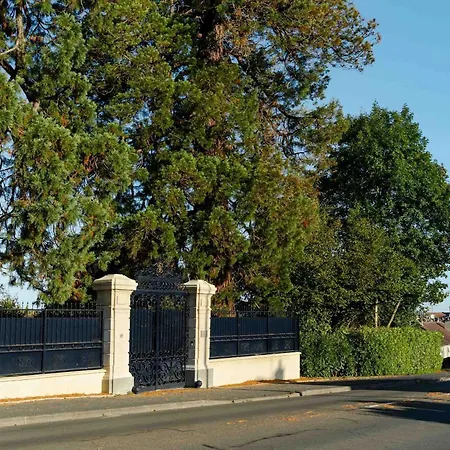 Domaine De L'ormeau - Luxury Estate With Indoor Pool And In Falaise, Normandy - Steps From William The Conqueror's Castle Villa