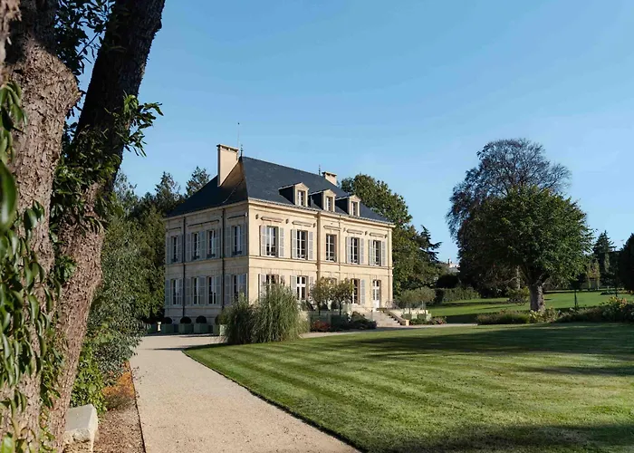 Villa Domaine De L'ormeau - Luxury Estate With Indoor Pool And In Falaise, Normandy - Steps From William The Conqueror's Castle