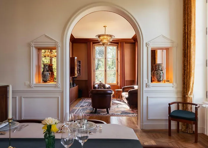 Domaine De L'ormeau - Luxury Estate With Indoor Pool And In Falaise, Normandy - Steps From William The Conqueror's Castle Falaise