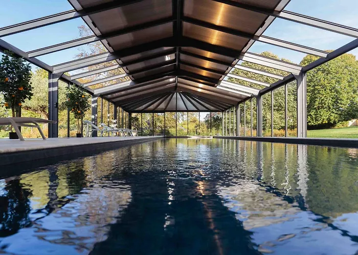 Villa Domaine De L'ormeau - Luxury Estate With Indoor Pool And In Falaise, Normandy - Steps From William The Conqueror's Castle Falaise