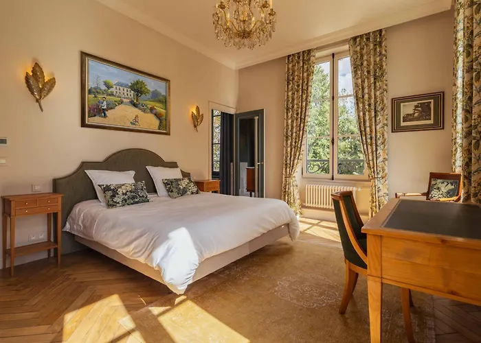 Domaine De L'ormeau - Luxury Estate With Indoor Pool And In Falaise, Normandy - Steps From William The Conqueror's Castle Villa *