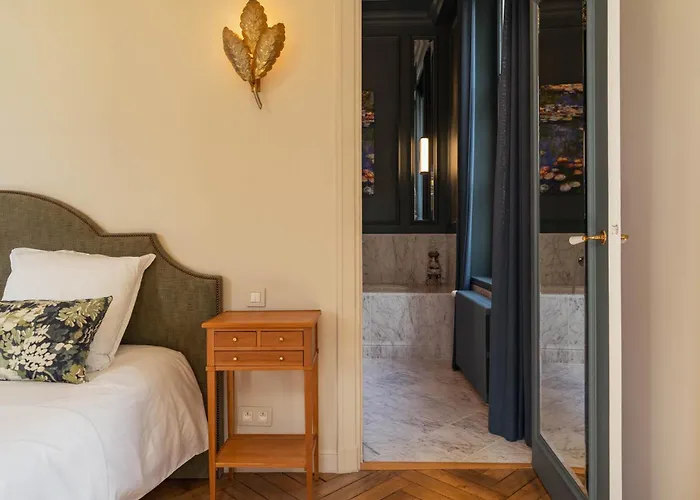 Villa Domaine De L'ormeau - Luxury Estate With Indoor Pool And In Falaise, Normandy - Steps From William The Conqueror's Castle *