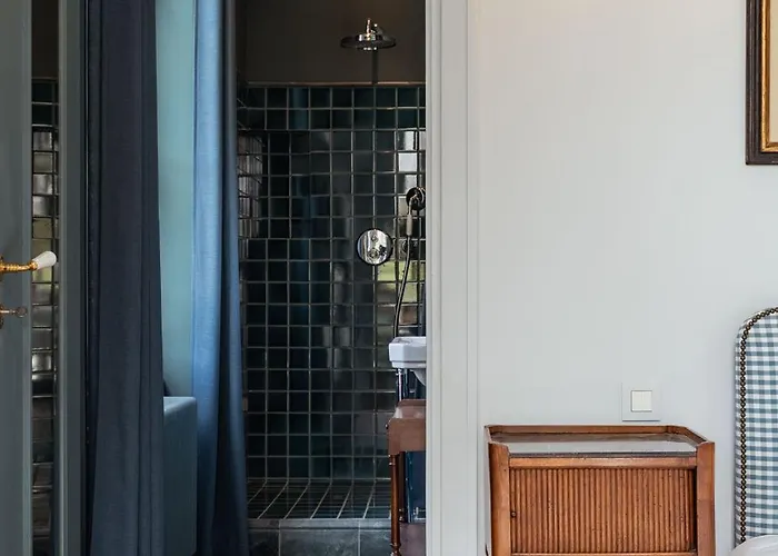 Villa Domaine De L'ormeau - Luxury Estate With Indoor Pool And In Falaise, Normandy - Steps From William The Conqueror's Castle Falaise