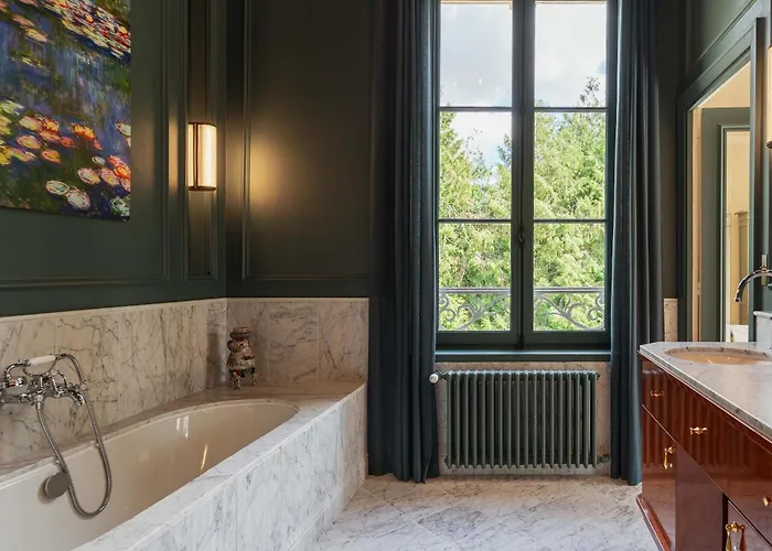 Domaine De L'ormeau - Luxury Estate With Indoor Pool And In Falaise, Normandy - Steps From William The Conqueror's Castle Villa