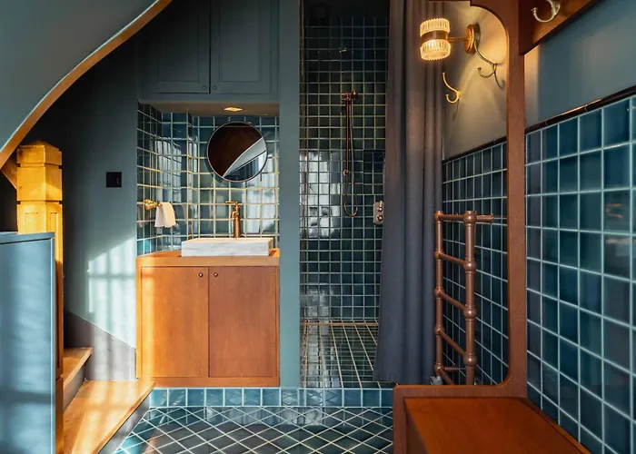 Villa Domaine De L'ormeau - Luxury Estate With Indoor Pool And In Falaise, Normandy - Steps From William The Conqueror's Castle *