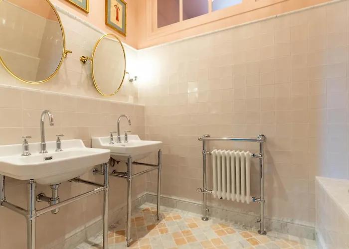 Domaine De L'ormeau - Luxury Estate With Indoor Pool And In Falaise, Normandy - Steps From William The Conqueror's Castle Villa *