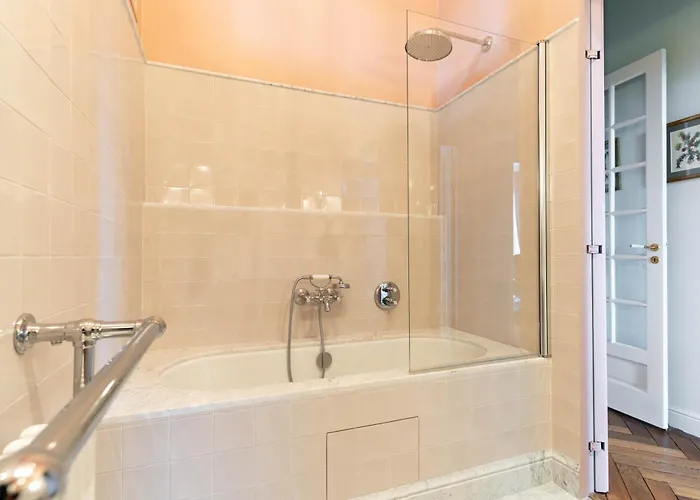 Villa Domaine De L'ormeau - Luxury Estate With Indoor Pool And In Falaise, Normandy - Steps From William The Conqueror's Castle *