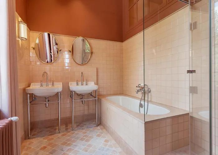 Domaine De L'ormeau - Luxury Estate With Indoor Pool And In Falaise, Normandy - Steps From William The Conqueror's Castle Villa