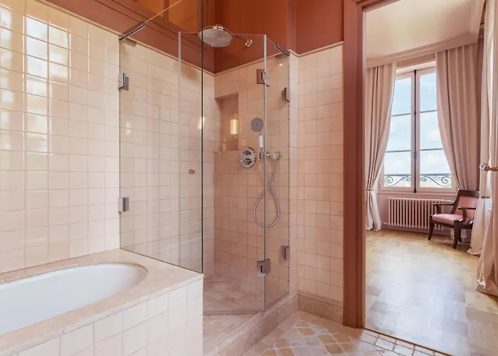 Villa Domaine De L'ormeau - Luxury Estate With Indoor Pool And In Falaise, Normandy - Steps From William The Conqueror's Castle *