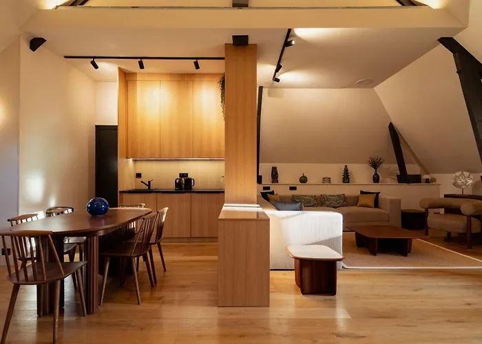 Domaine De L'ormeau - Luxury Estate With Indoor Pool And In Falaise, Normandy - Steps From William The Conqueror's Castle Villa