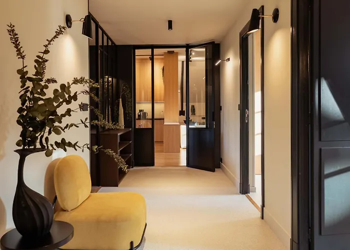 Domaine De L'ormeau - Luxury Estate With Indoor Pool And In Falaise, Normandy - Steps From William The Conqueror's Castle *