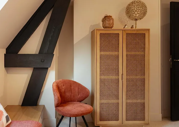 Domaine De L'ormeau - Luxury Estate With Indoor Pool And In Falaise, Normandy - Steps From William The Conqueror's Castle Villa