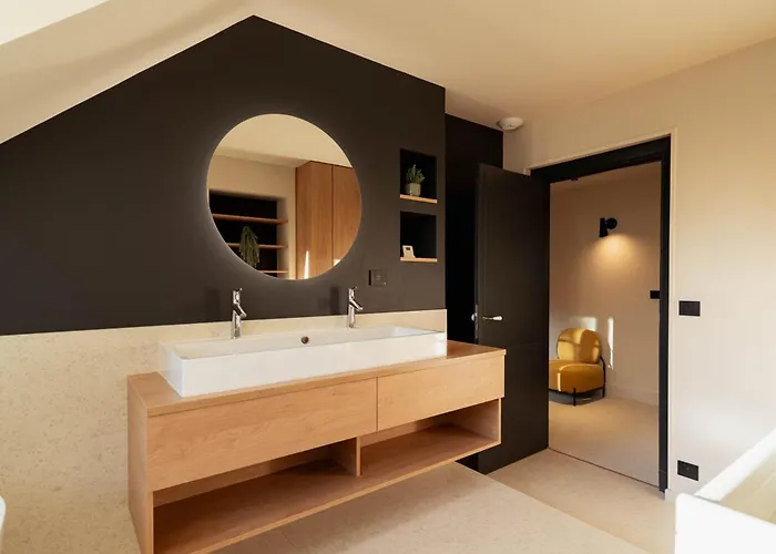 Domaine De L'ormeau - Luxury Estate With Indoor Pool And In Falaise, Normandy - Steps From William The Conqueror's Castle * Falaise