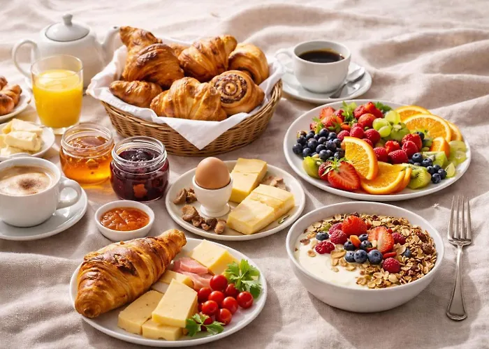 Villa Domaine De L'ormeau - Luxury Estate With Indoor Pool And In Falaise, Normandy - Steps From William The Conqueror's Castle Falaise