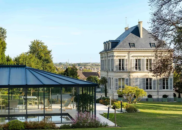 Domaine De L'ormeau - Luxury Estate With Indoor Pool And In Falaise, Normandy - Steps From William The Conqueror's Castle